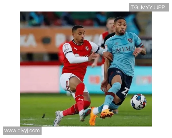 成都足球队实力揭秘：从战术到球员全面剖析足球巨献